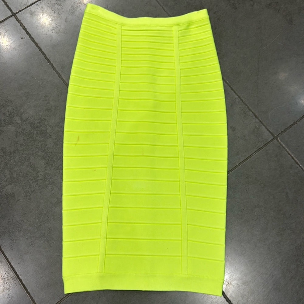 HERVE LEGER XS Bondage skirt, knee length in neon yellow. No rips nor tears.